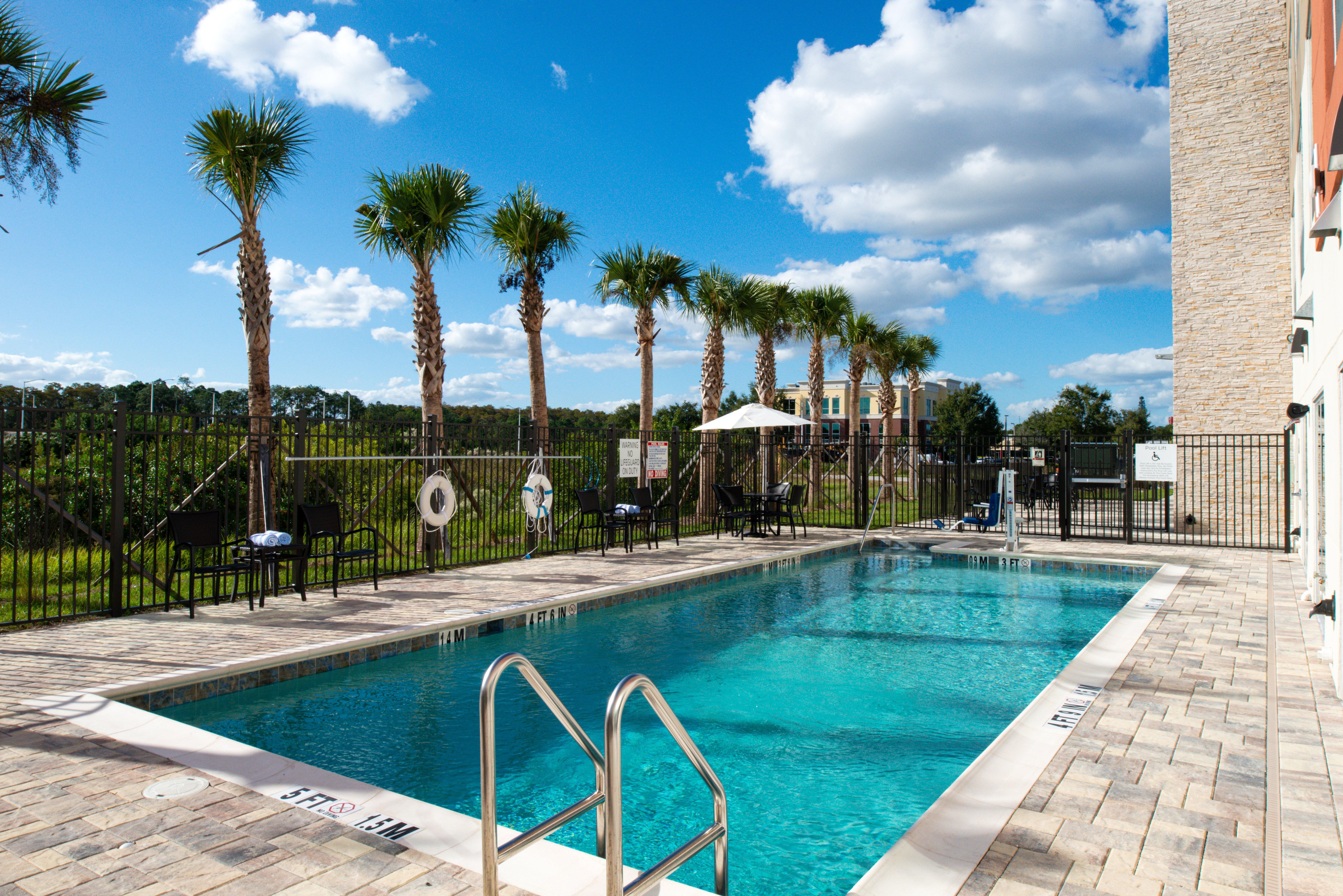 Holiday Inn Express Orlando - South Park By Ihg Williamsburg エクステリア 写真