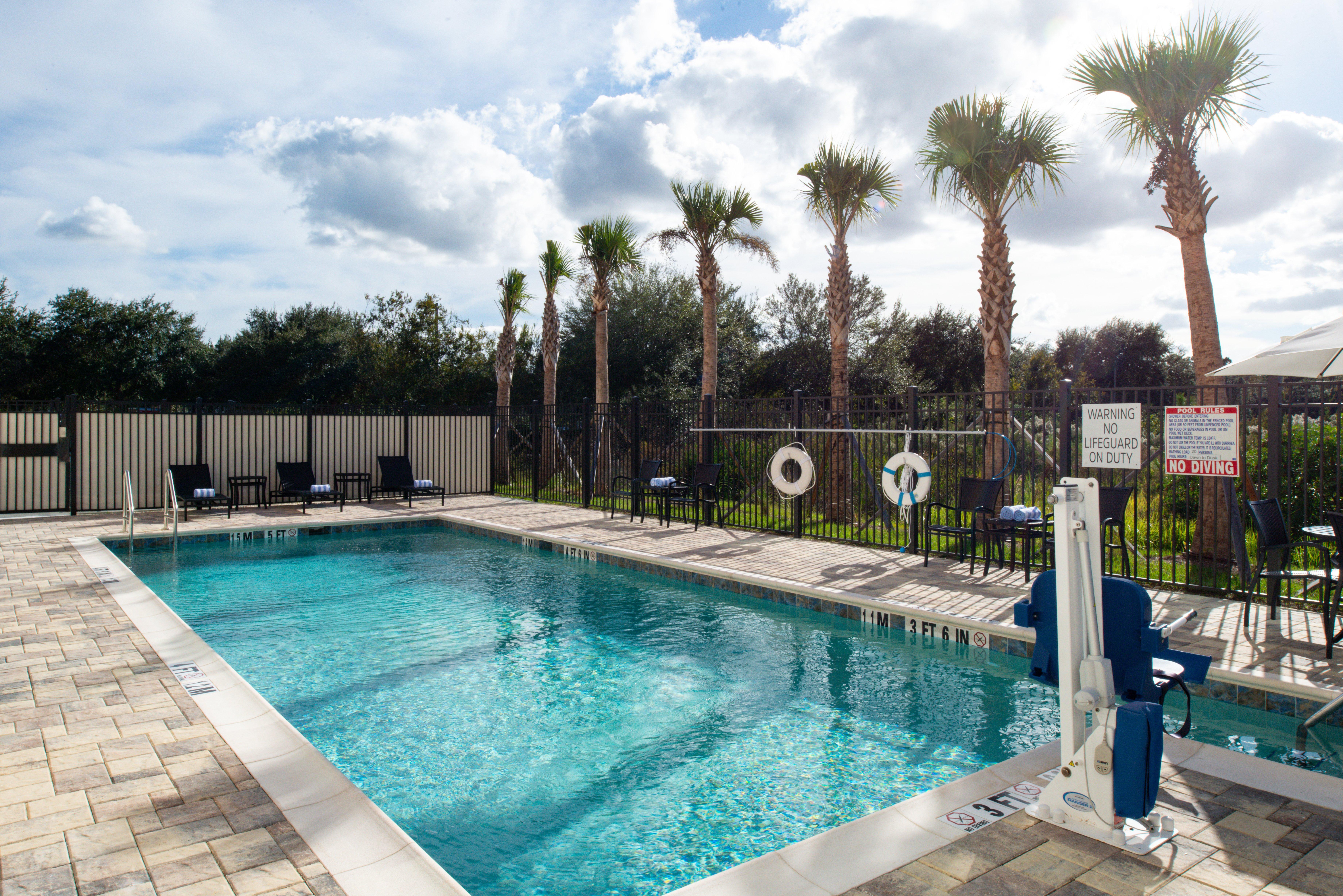 Holiday Inn Express Orlando - South Park By Ihg Williamsburg エクステリア 写真